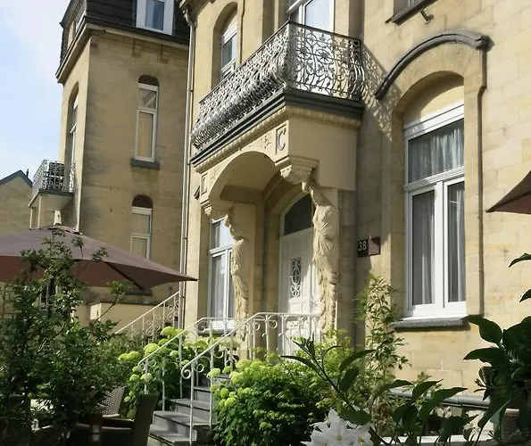 Valkenburg فندق 3*