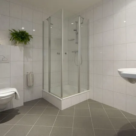 Отель Valkenburg 3*