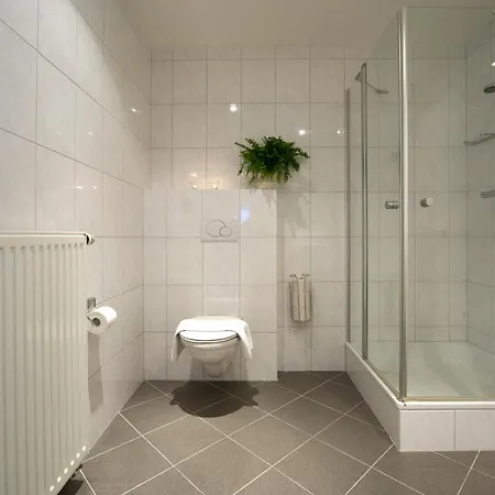 Valkenburg 3*